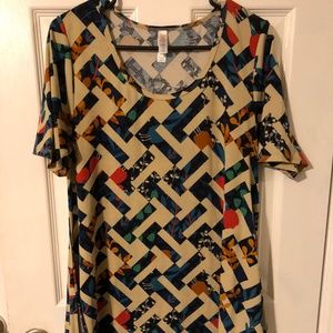 LuLaRoe Perfect tee
